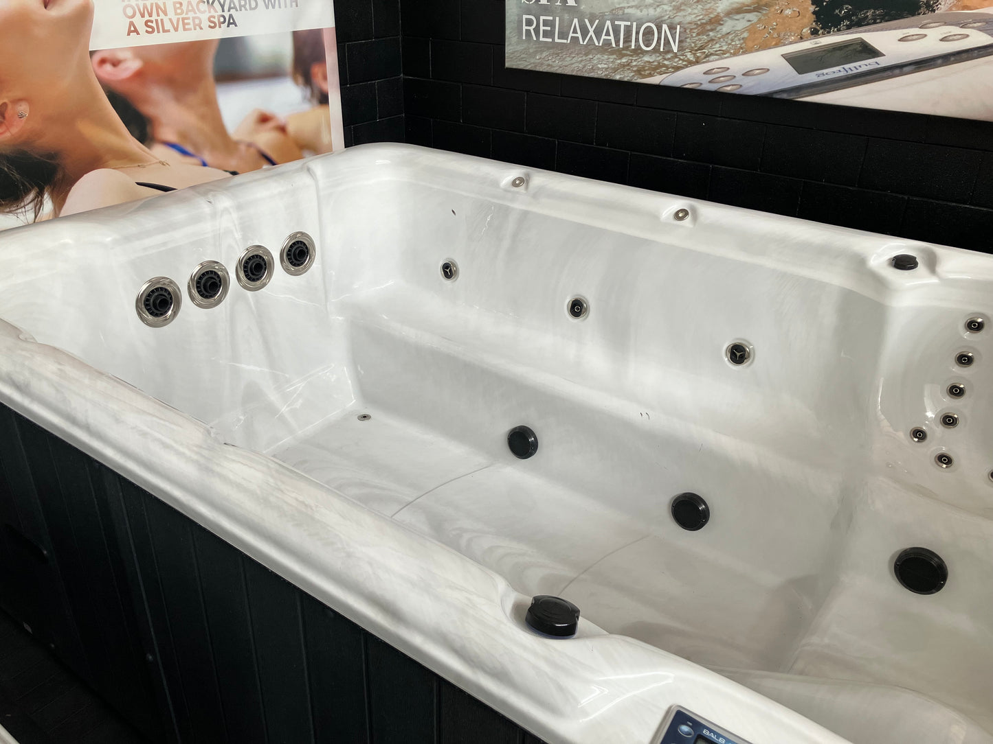 X539 Swim Spa Ex Display Clearance