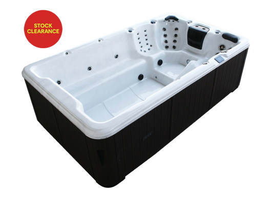 X539 Swim Spa Ex Demo/Freight Damaged